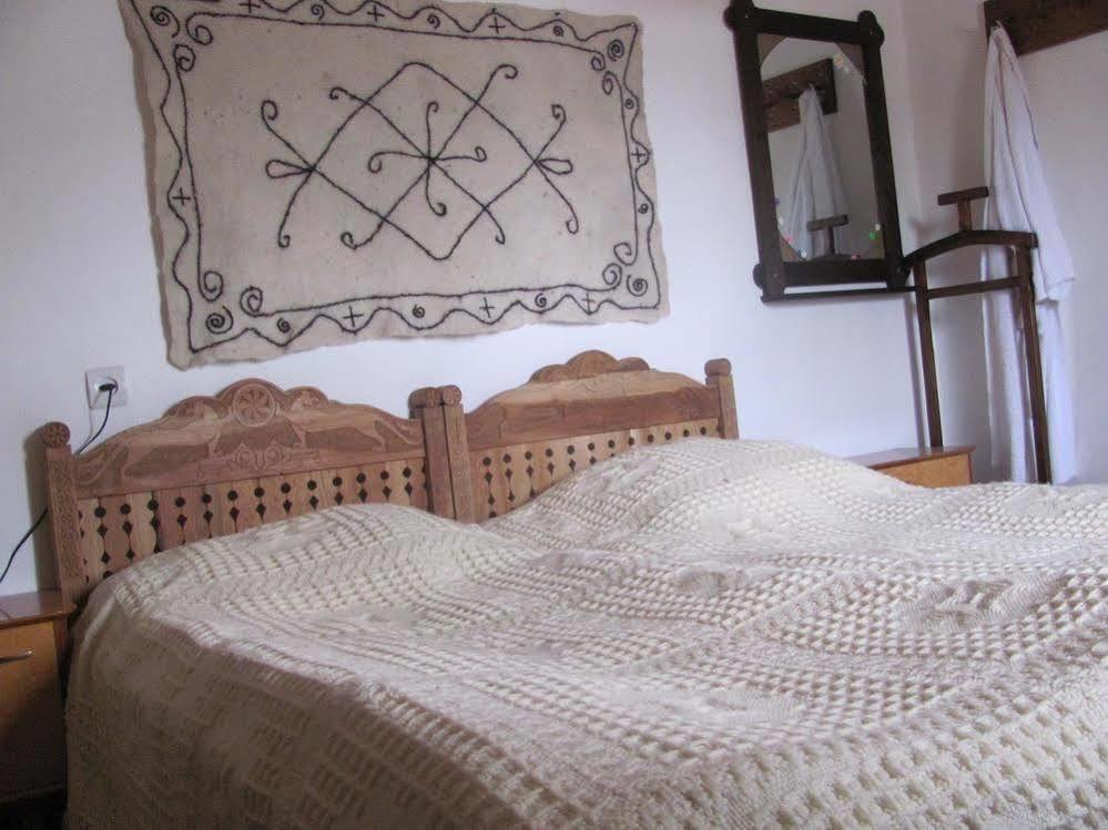 Guest House Gallery Oni ภายนอก รูปภาพ