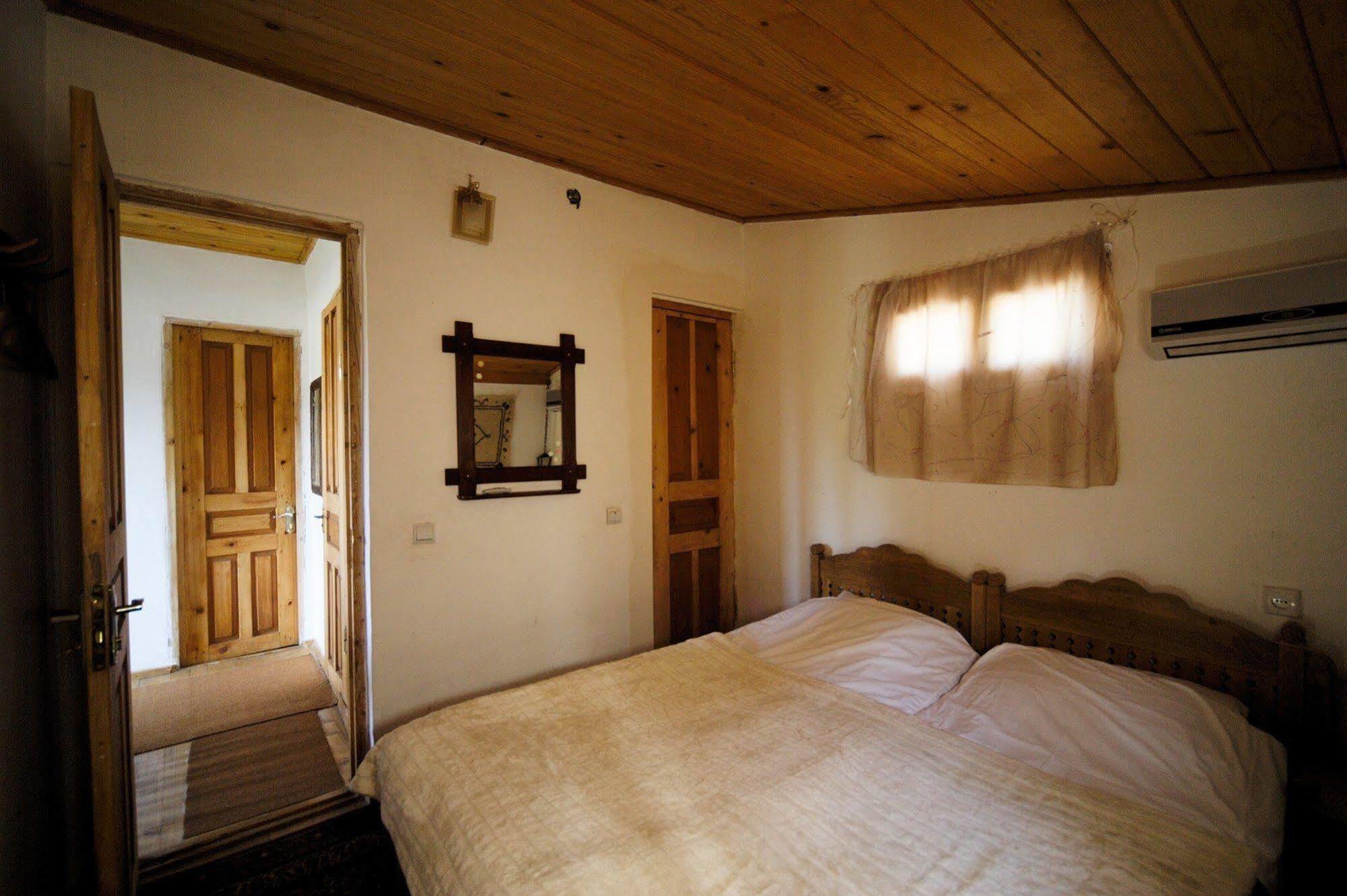 Guest House Gallery Oni ภายนอก รูปภาพ